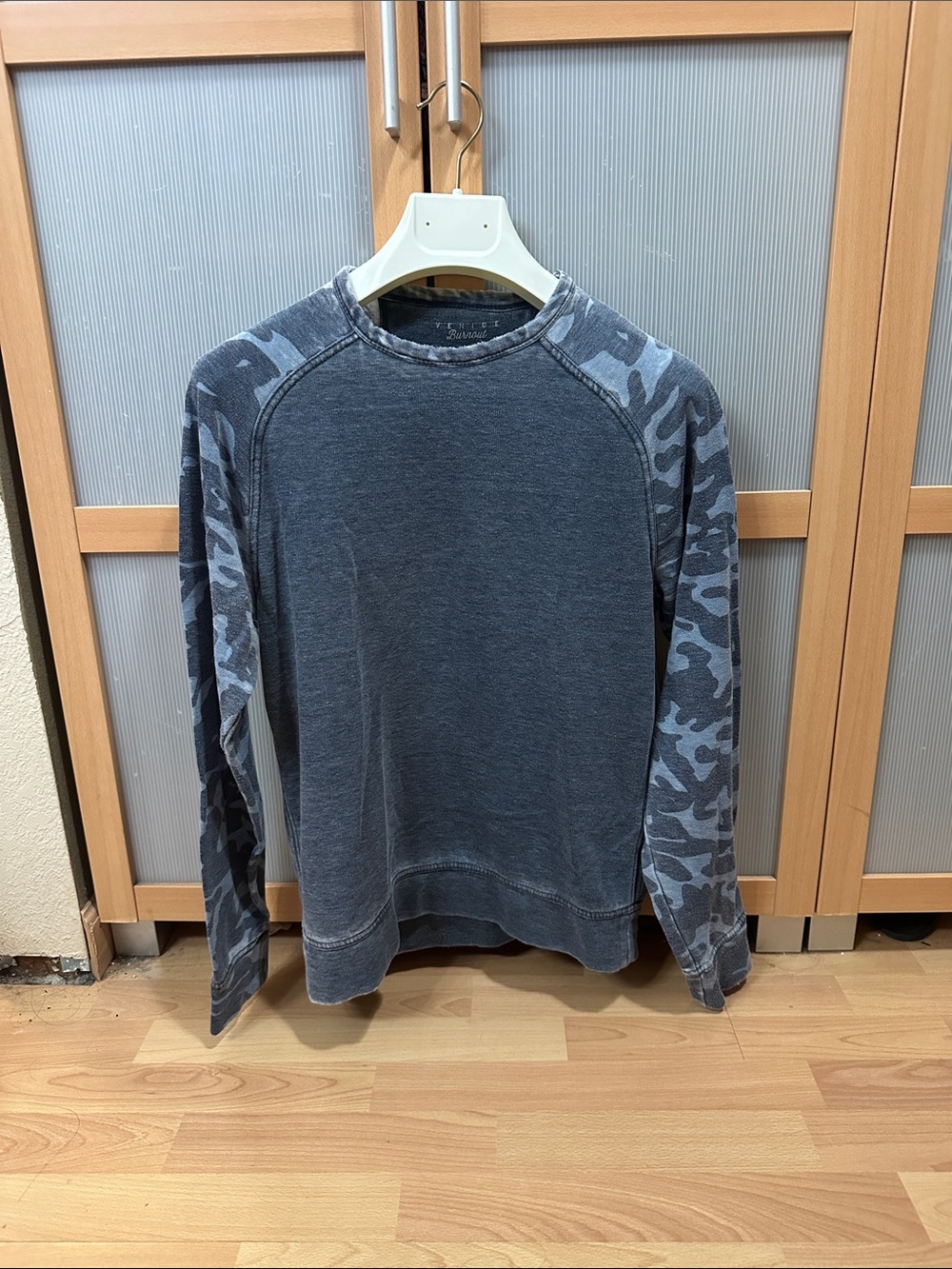 Lucky Brand Venice Burnout distressed  blue Crewneck Sweater Camouflage